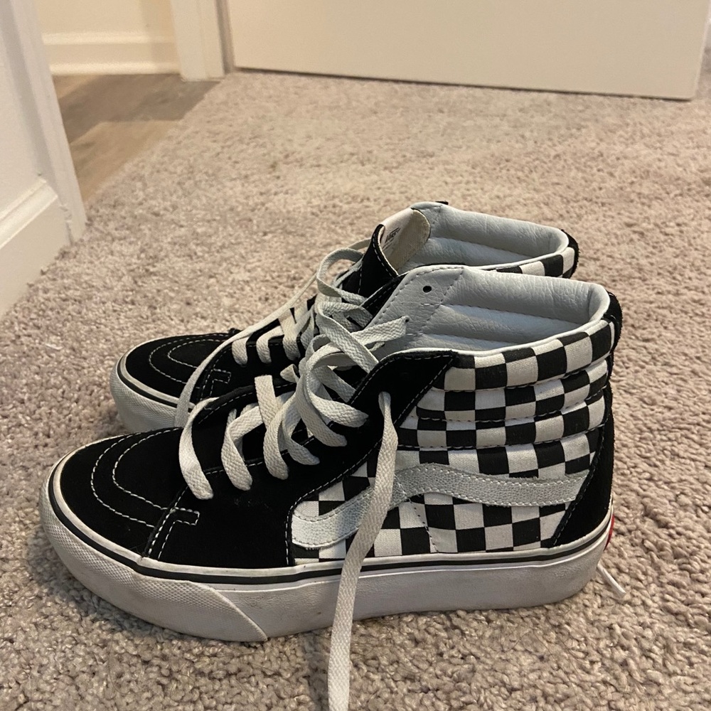 High top checkered vans